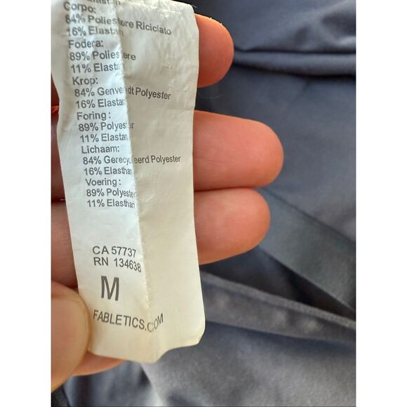 Fabletics Oasis Twist Back Built In Bra Tank In Pewter/Gray Size M - Picture 9 of 12